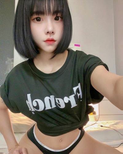 Yurith 21 ปี Bangkok  ไทย