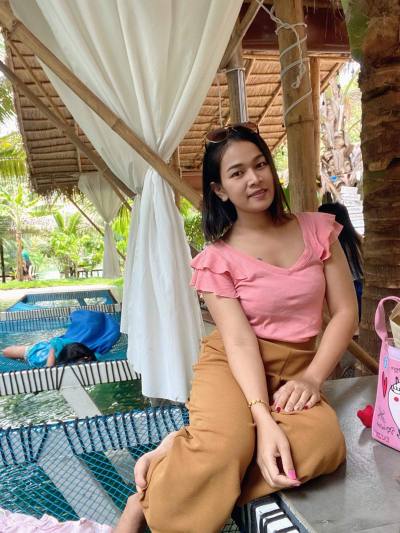 Fon 33 ans ศรีรัตนะ Thaïlande