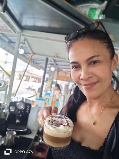 Chayachol 50 ans Banglamung Thaïlande