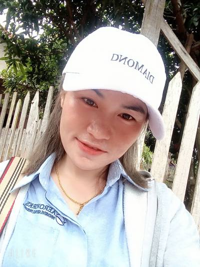 Phai 30 ans ไกลสอนพมวิหาน Laos