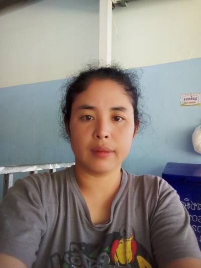 Pongpang Site de rencontre femme thai Thaïlande rencontres célibataires 27 ans