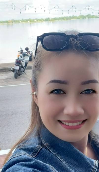 Siri 52 Jahre Nakhon Phanom  Thailand