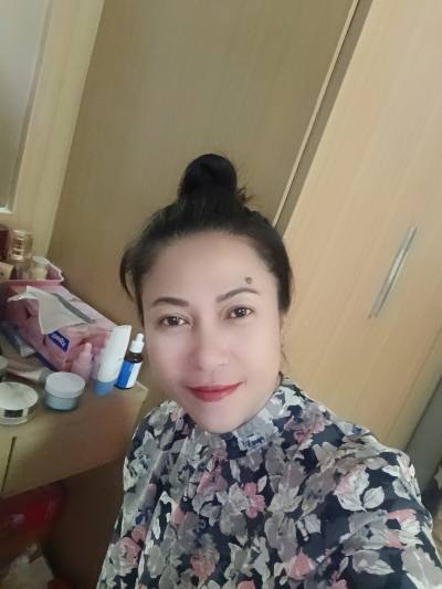 Anchalee 52 Jahre Bangkok Thailand