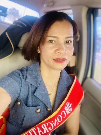 Aurairat 44 years Switzerland Thailand