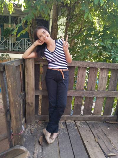 Noon 45 ans Thai Thaïlande