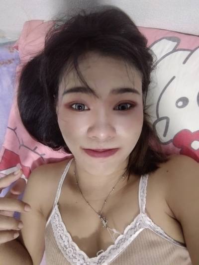 Nicha 31 Jahre Bangkok Thailand