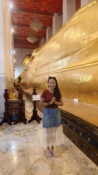 Darunee 61 ans Bangkok  Thaïlande