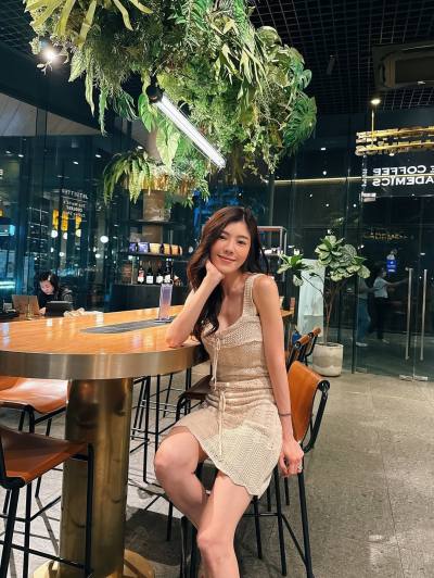 Plangpin 33 years ภูเก้ต Thailand