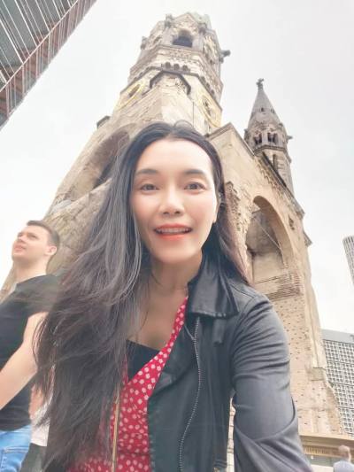 Chalita 45 years Bangkok Thailand