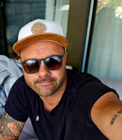 Daniel 38 ปี Klosters-serneus Switzerland