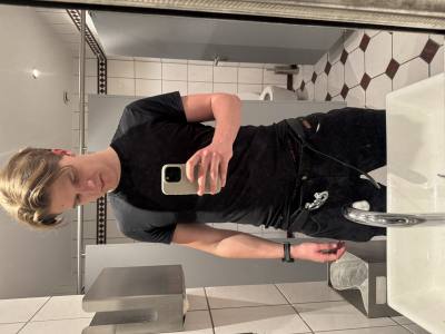 Richard 23 ปี Frankfurt  Germany