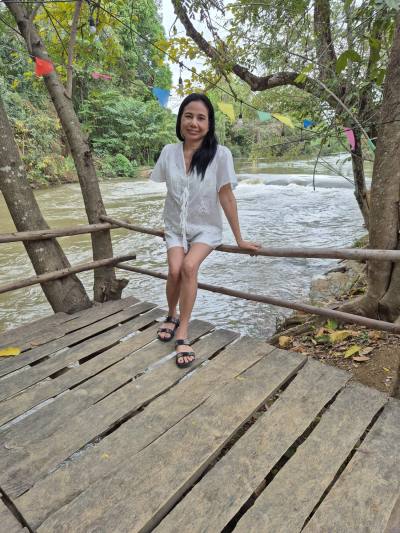 Savitta yamlaor 58 ans Bangkok  Thaïlande