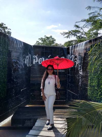 Yaa 57 Jahre Chiyaphum Thailand