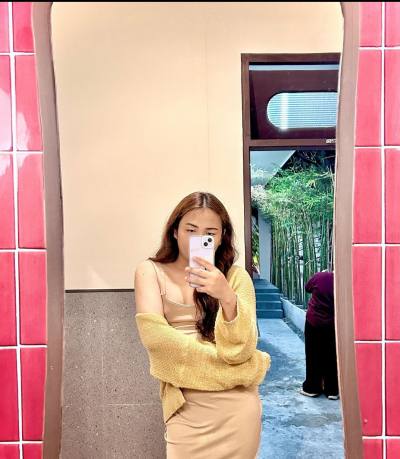Mild 24 ans Bangna Thaïlande