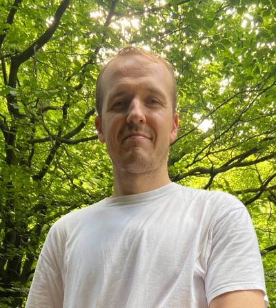 Christophe 37 ปี Liège Belgium