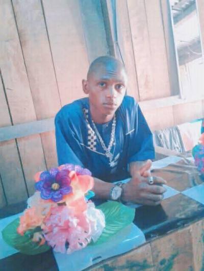 Tony 30 ปี Moanda Gabon