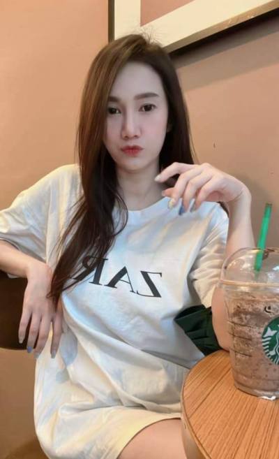Arisara 38 years Bangkok Thailand