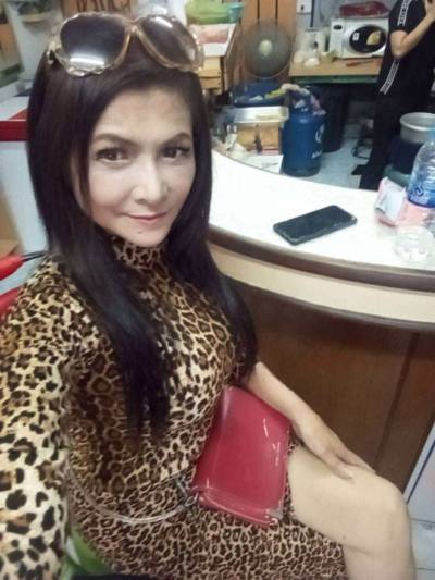 Amy 55 years Nakhon Prathom Thailand