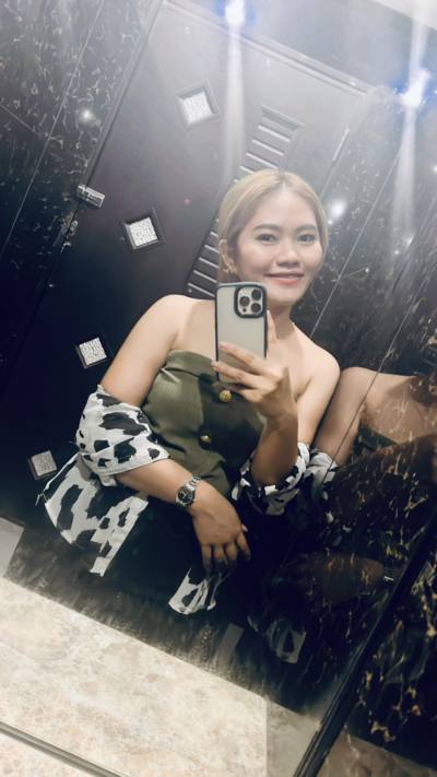 Oil 29 ans Muang  Thaïlande