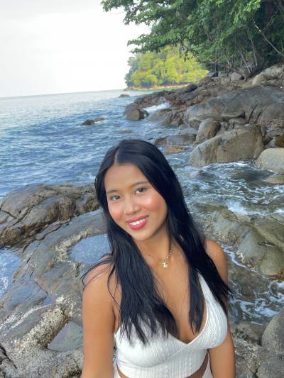 Natnita 23 ans Bangkok  Thaïlande