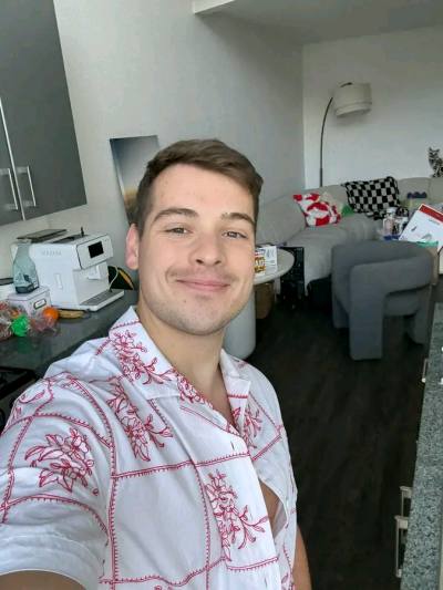 Jason 24 ปี Bangkok  ไทย