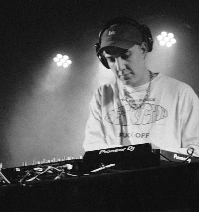 Ben 40 ปี Melbourne Australia