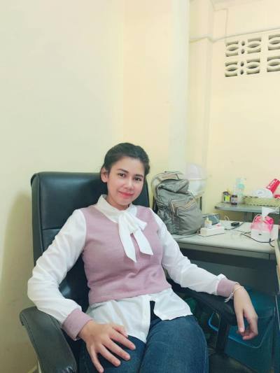 Mint 32 years บางระกำ Thailand