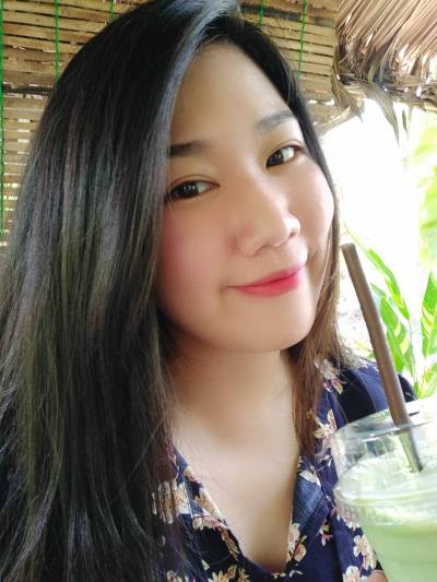 Saralee 34 ans Bangkok Thaïlande