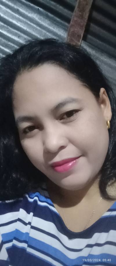 Ao 43 ans Ganuen Thaïlande
