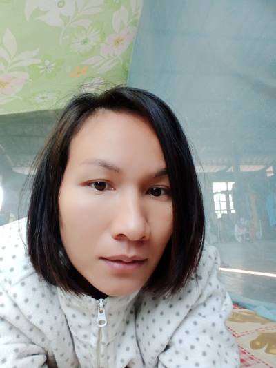 Rachatawan 44 ans Thong Saen Khan District Thaïlande