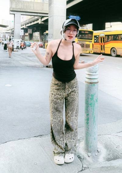 Tanya 30 Jahre Bangkok Thailand