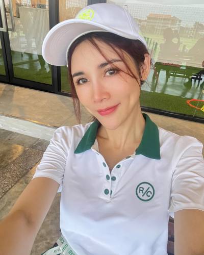 Lita 35 ans Bang Khun Thian Thaïlande