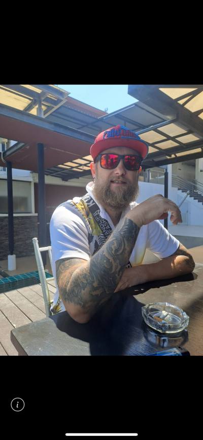 Dennis 42 ปี Stockholm  Sweden