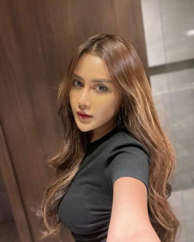 Hannah 37 years Kathu Thailand