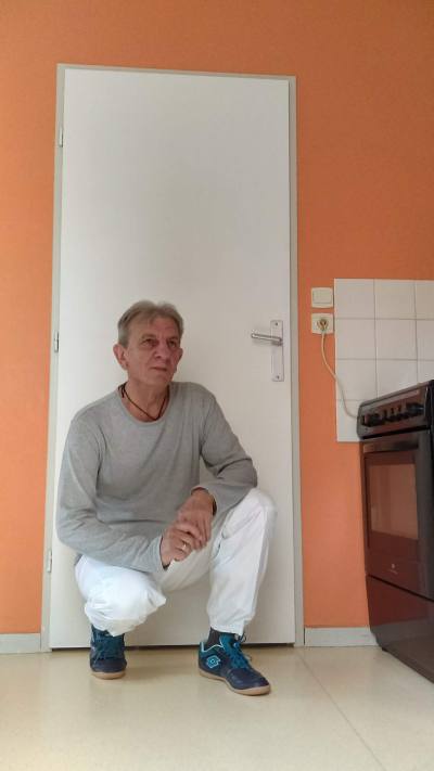 Dominique 69 ปี Saint Apollinaire France