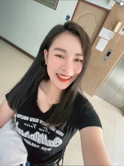 Baifern 28 Jahre Samut Prakan Thailand