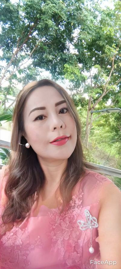 Mai 53 ans สุรินทร์ Thaïlande