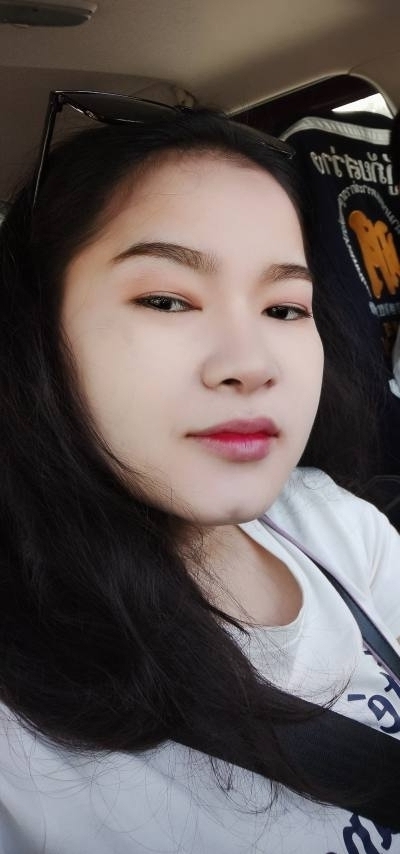 Annie 33 ans บ้านกรวด Thaïlande