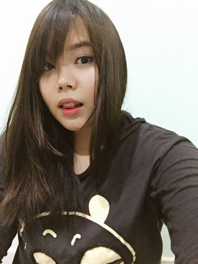 Mint 32 ans Muang Thaïlande