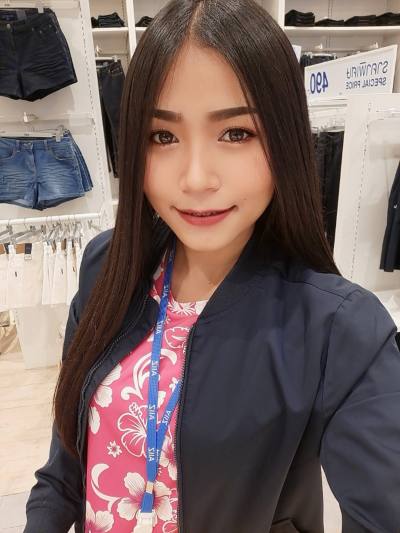Nongnoot 31 ans เมืองบุรีรัมย์ Thaïlande