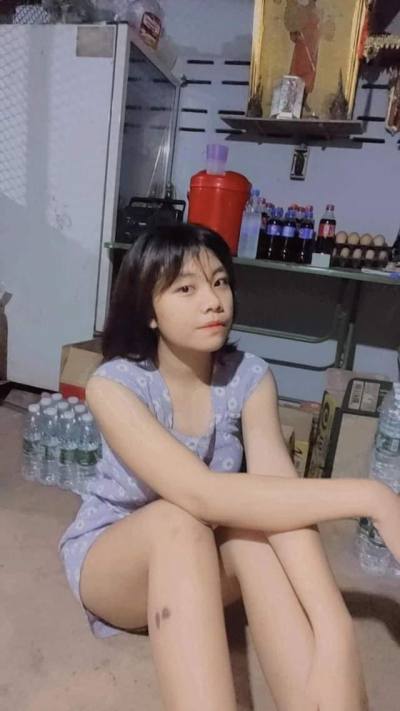 Namfon 20 ans อ.เมือง Thaïlande