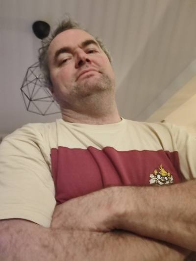 Christophe 46 ปี Landerneau France