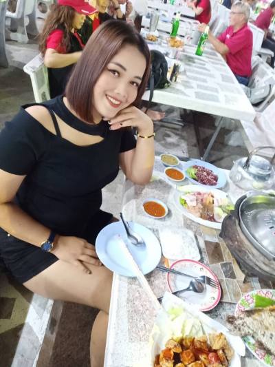 Rungnapha 23 ans หัวหิน Thaïlande