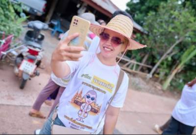 Nina 41 Jahre Nongkai Thailand