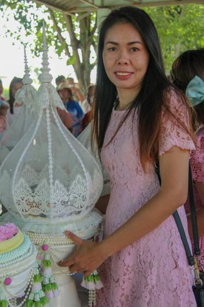 Kamaitorn 46 years บึงนาราง Thailand