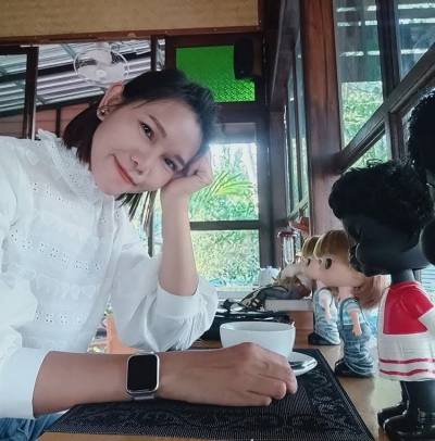 Nongnapat 44 Jahre Namklaing Thailand