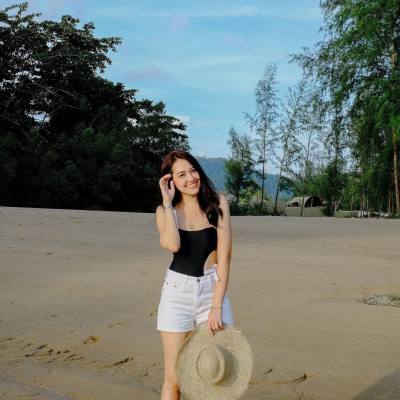 Pim 32 ans Silom Thaïlande