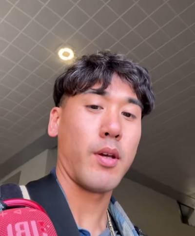 Williams 34 ปี Los Angeles  Korea, South