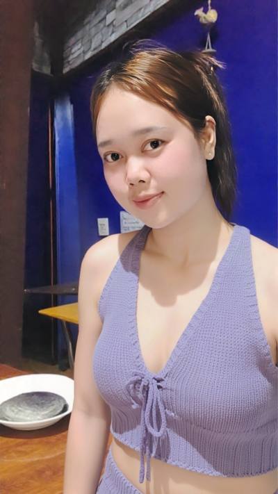 MEAW 27 ans Udon Thaïlande