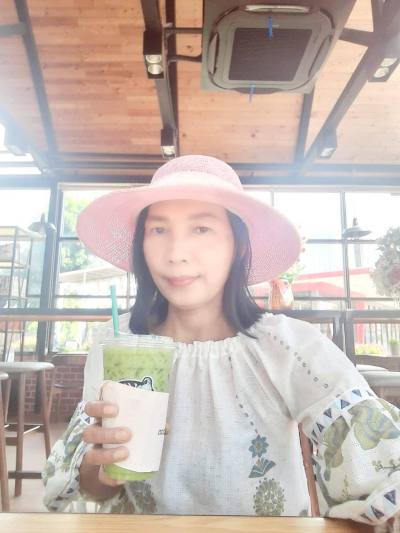Nid 55 ans Muang  Thaïlande
